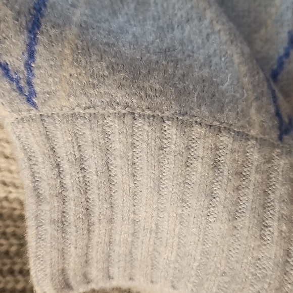 Francesca's Collections Light Blue Sweater NWOT Size L - Picture 6 of 6